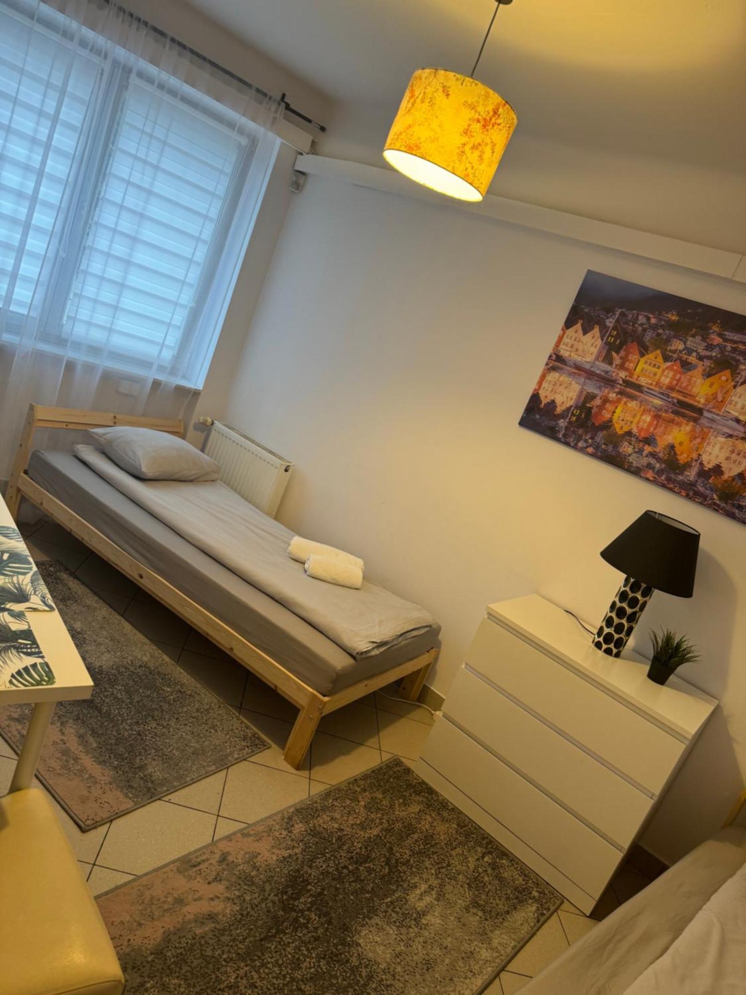 Esa Home Varsavia Esterno foto